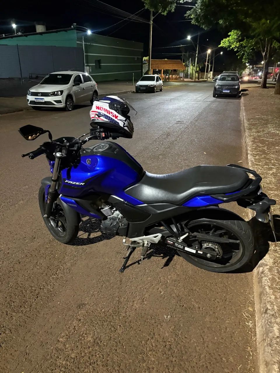 Norisk usado mais em bom estado, com intercomunicador(800$ Mais eu combino o preço) - Foto 5
