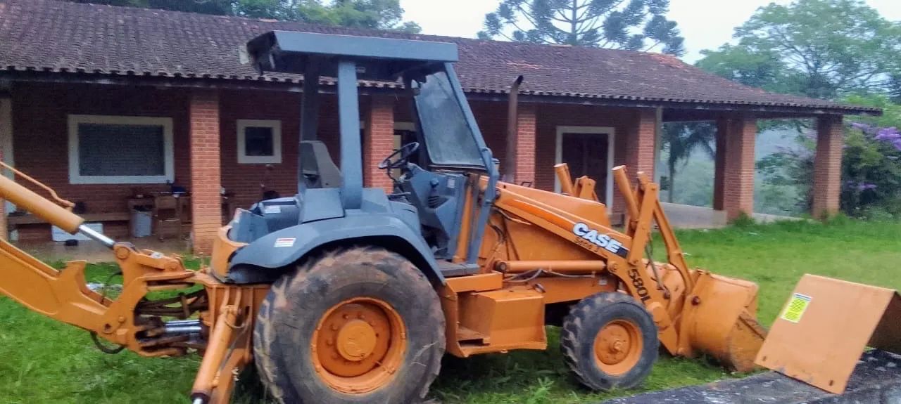 Retroescavadeira Case 580L  - Foto 2