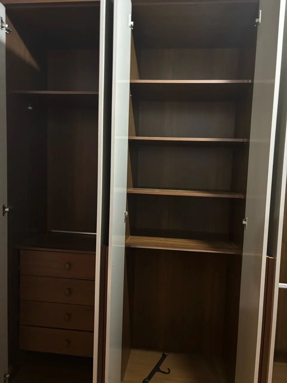 Guarda roupa 8 portas 2,75 metros  - Foto 5