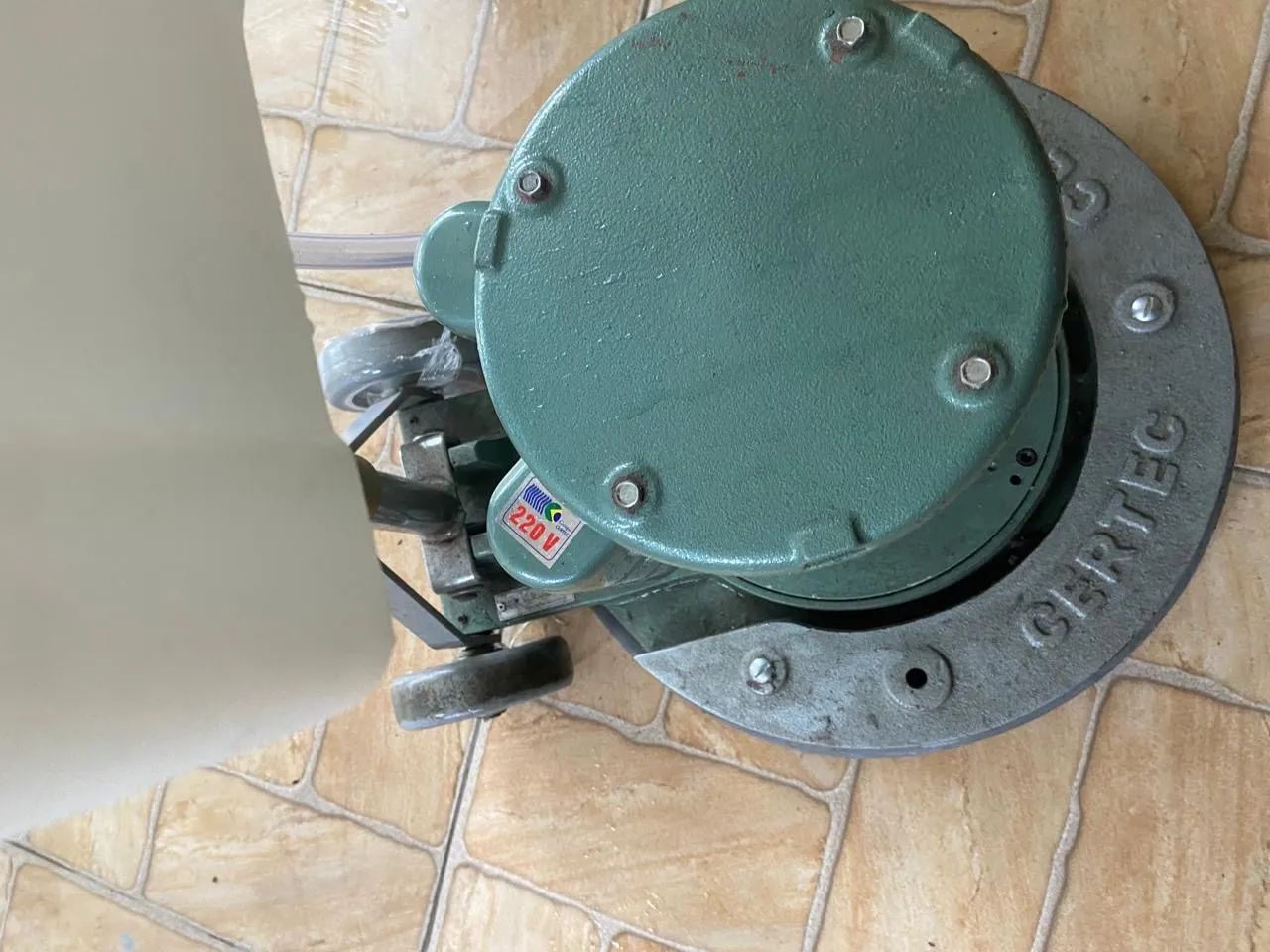 Máquina limpeza pisos removedora certec  - Foto 4