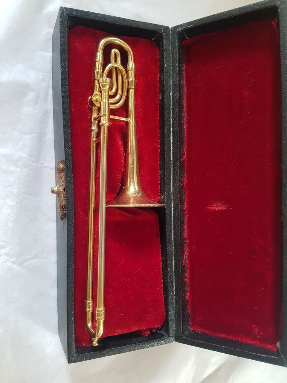 Miniatura de trombone de vara 
