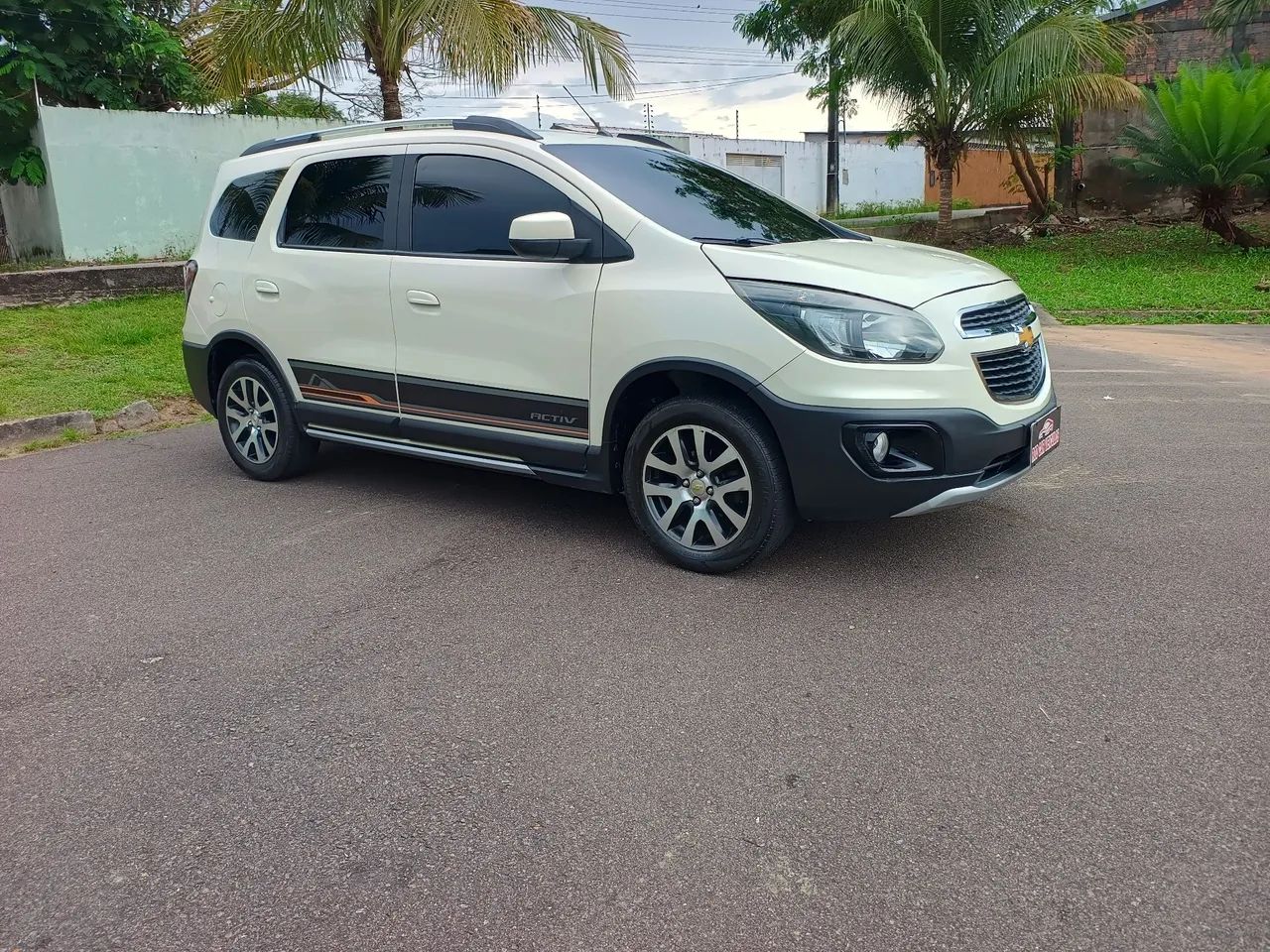 Chevrolet Spin SPIN ACTIV 1.8 8V Econo. Flex 5p Aut. 2016