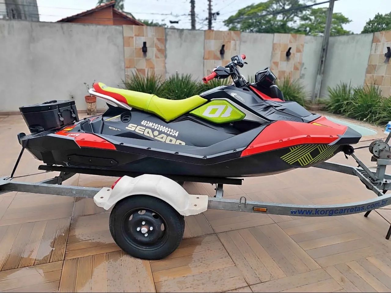 Jet-ski spark 2020
