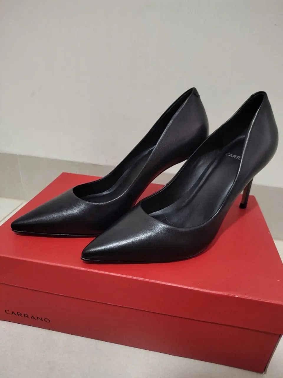 Sapato Scarpin Preto Couro 35 - Foto 4