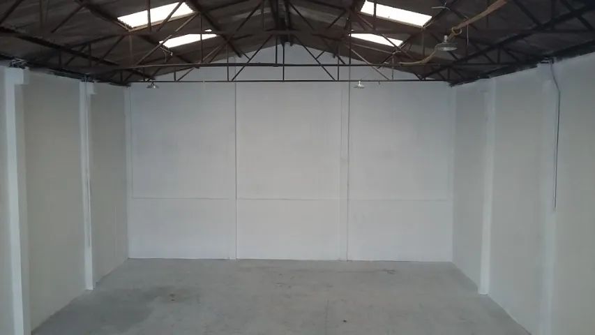 Barracão / Galpão 400m2 Parolin - Próximo a Marechal  - Foto 2