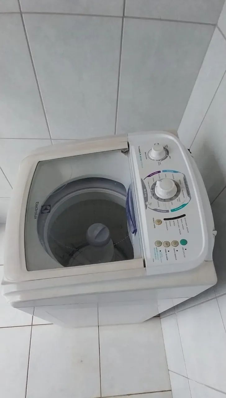 Máquina de lavar roupa com defeito - Foto 3