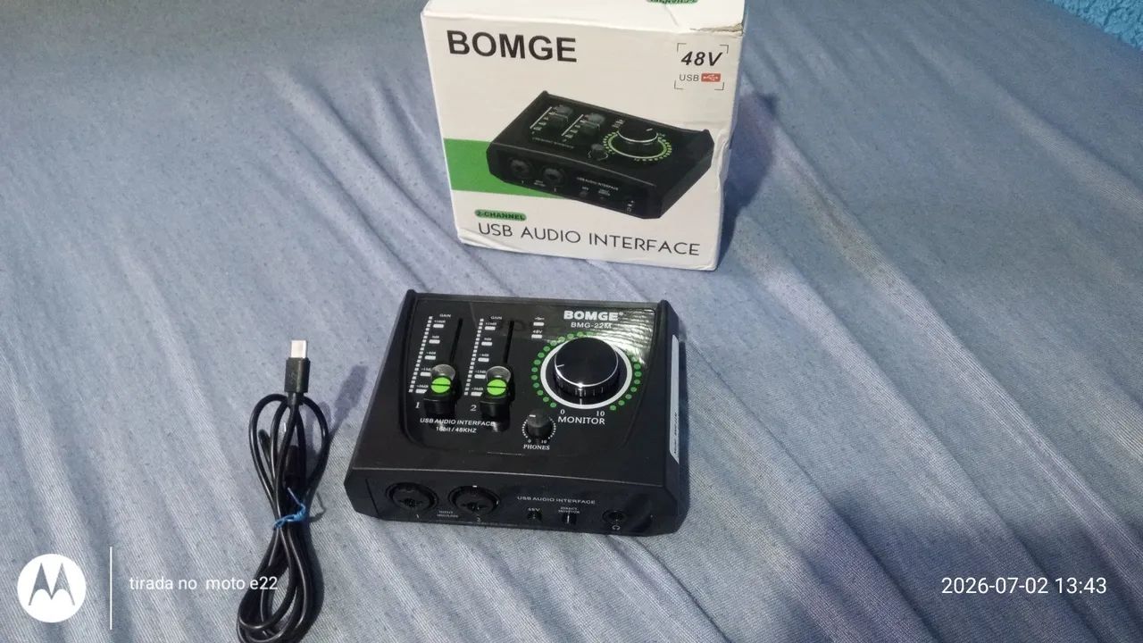 Interface de áudio bomge BMG 22  
