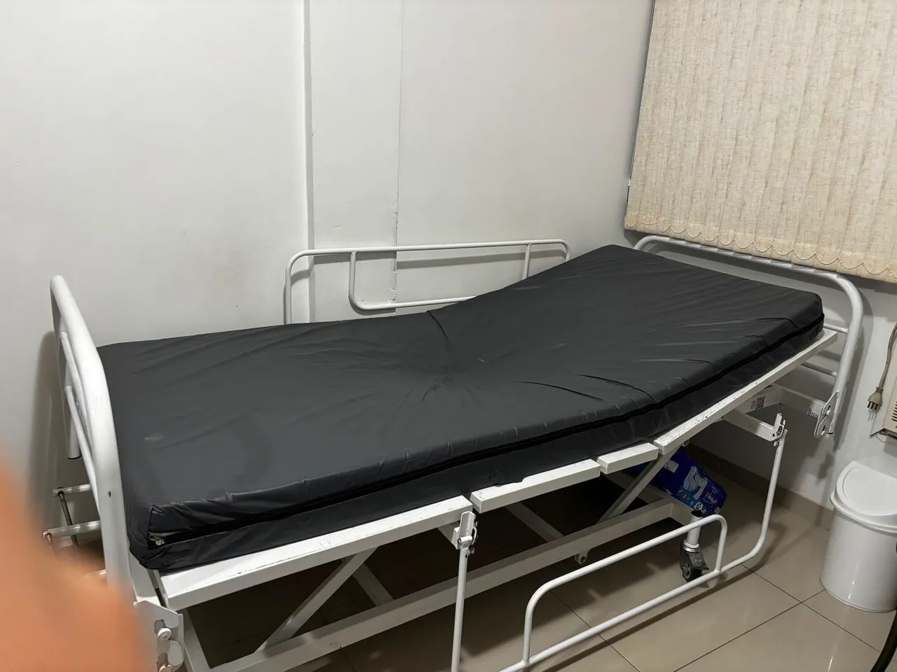 Cama hospitalar  - Foto 2