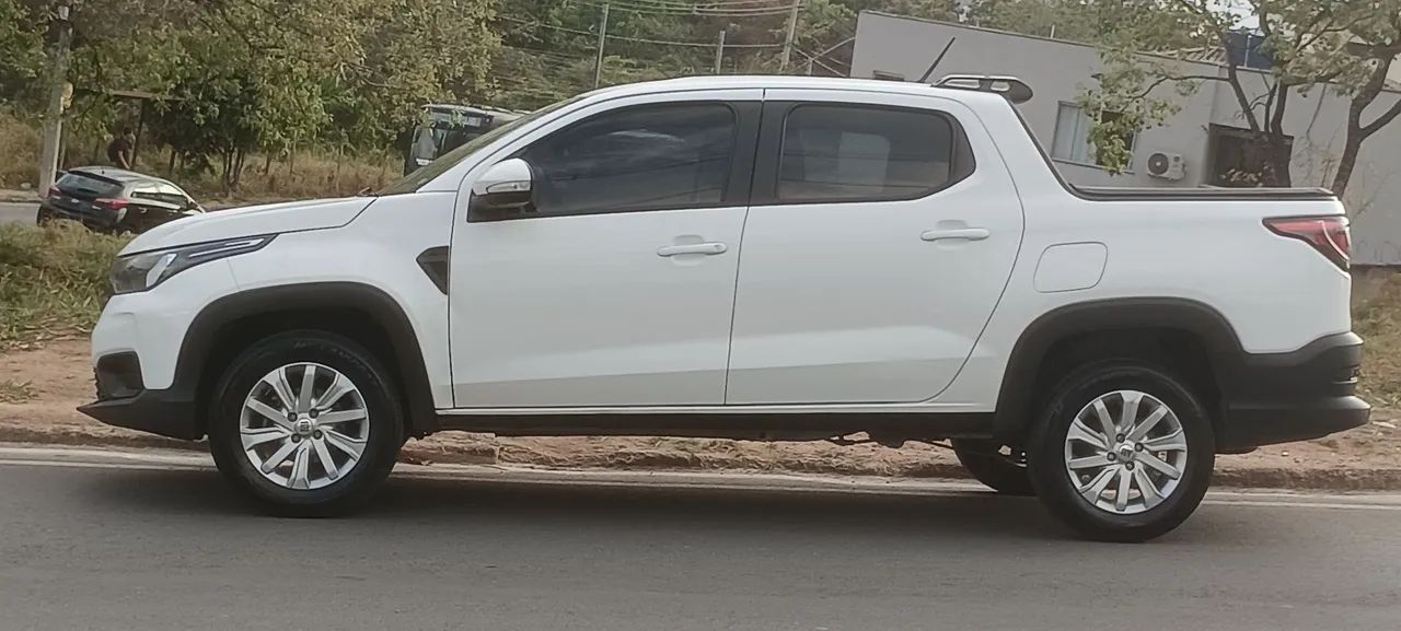 Fiat Strada Freedom 1.3 Flex 8V CD 2023 - Foto 3
