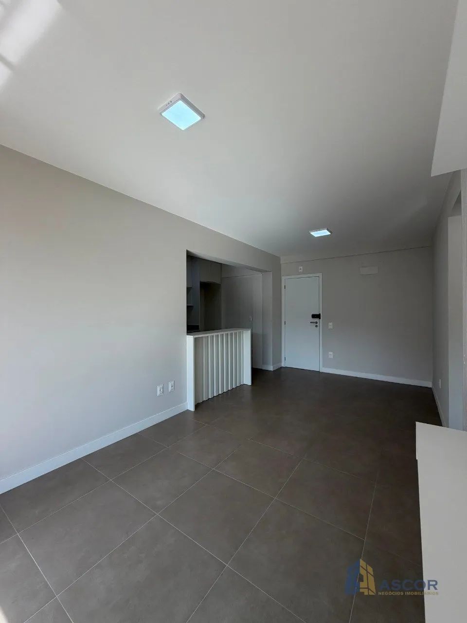 Apartamento Saco Grande - 2 dormitórios | 1 suíte - Foto 4