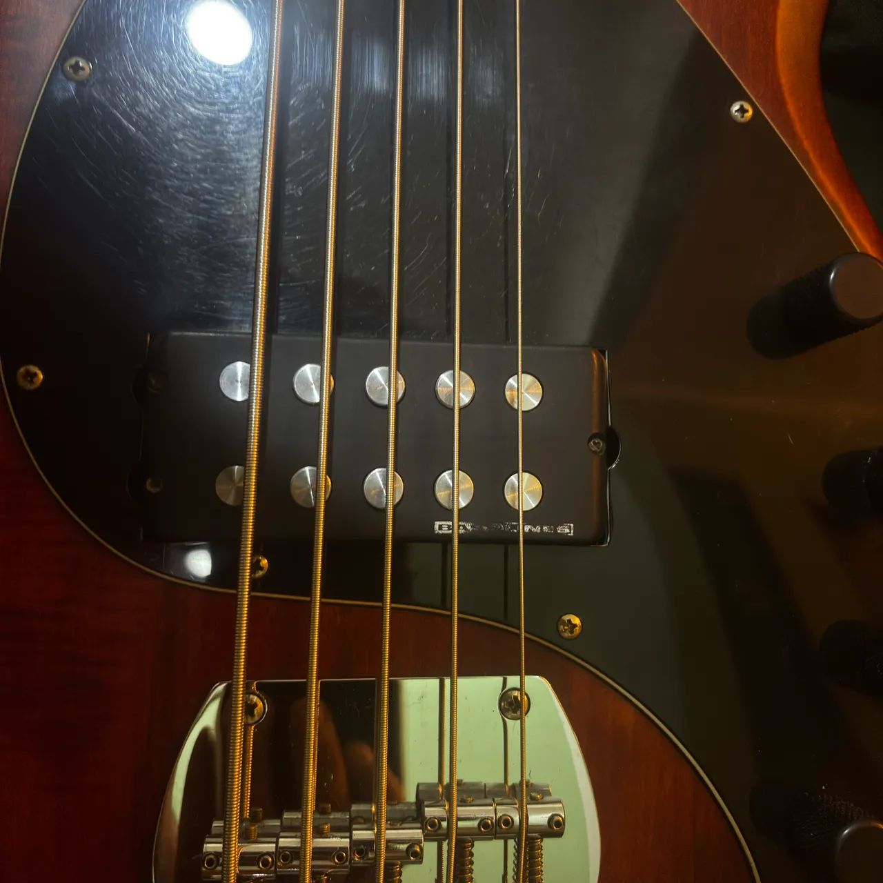 Baixo Sub Sterling 5c - Cap e circuito Seymour Duncan - Foto 5