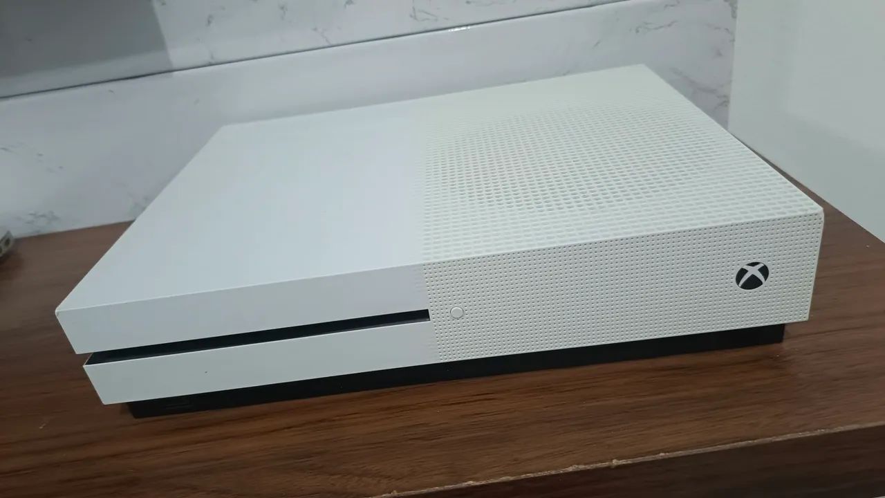 Xbox One S