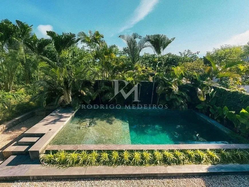 Casa com 4 dormitórios à venda em Jurerê Internacional, Florianópolis