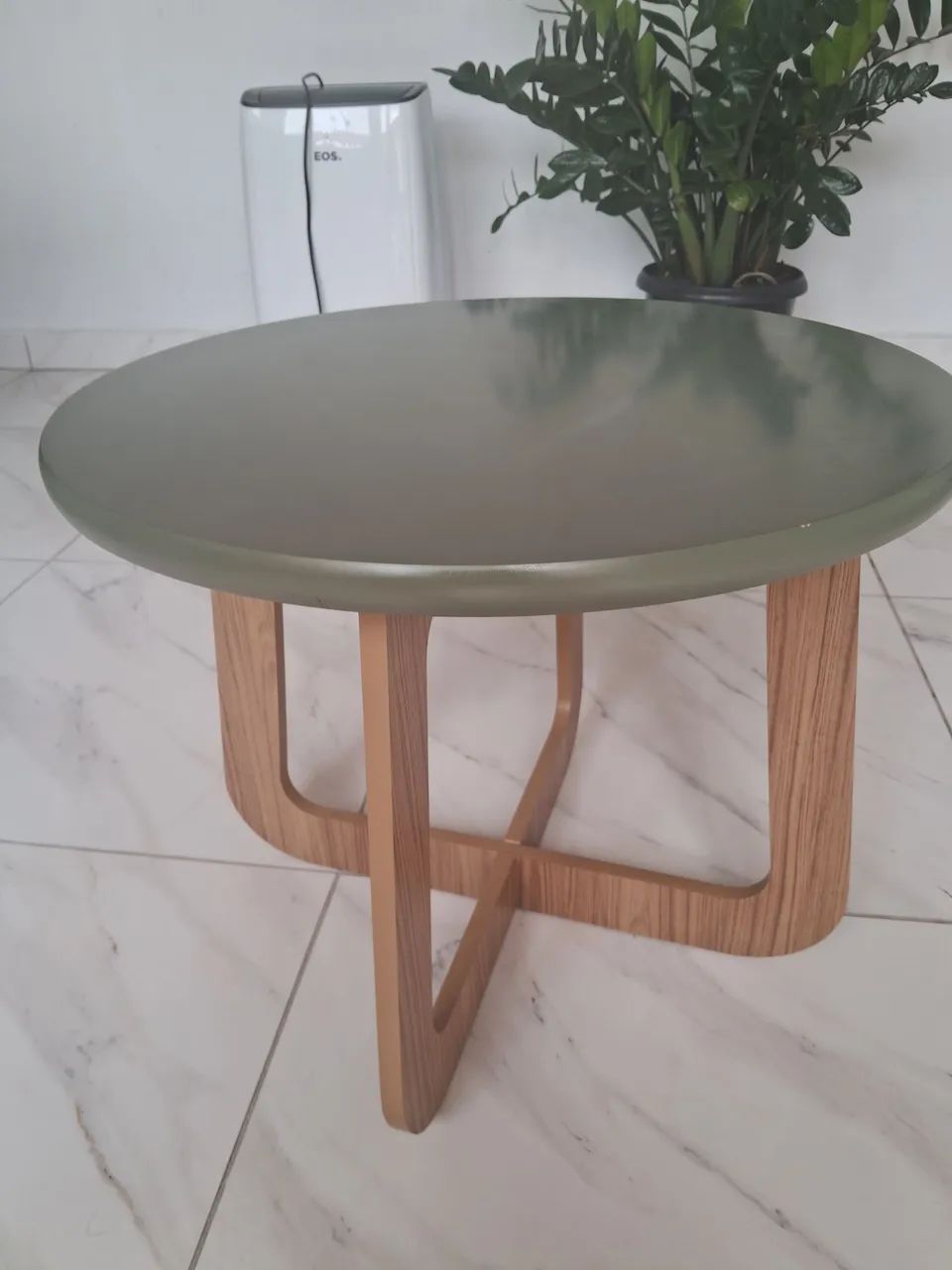 Mesa de Centro Redonda Moderna . Parcela no cartão  - Foto 4