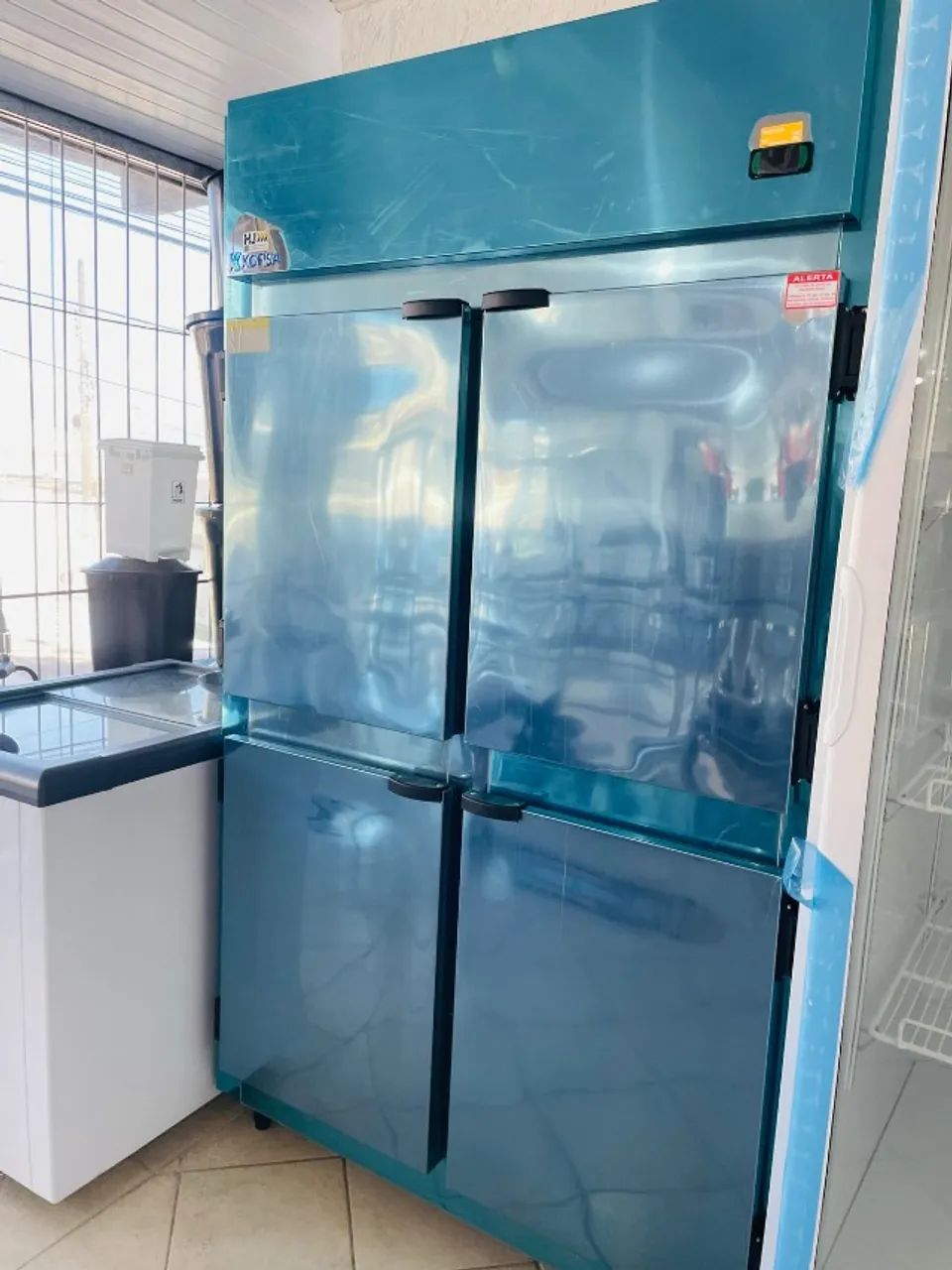 MB GELADEIRA COMERCIAL 4 PORTAS - KOFISA