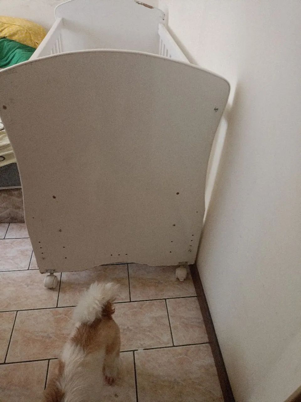 Selling crib and changing table65570168086659122