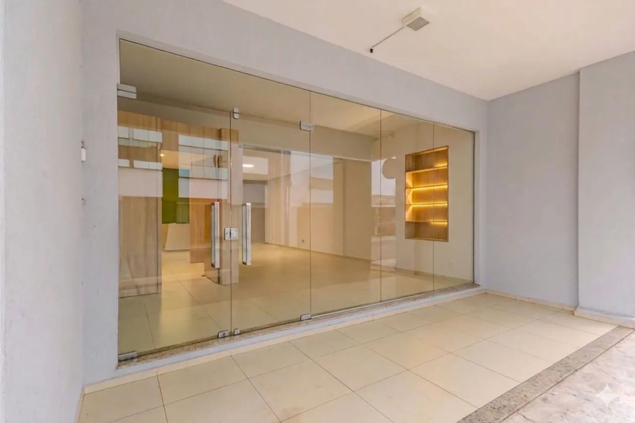 Loja de rua para venda em Centro, 132m²