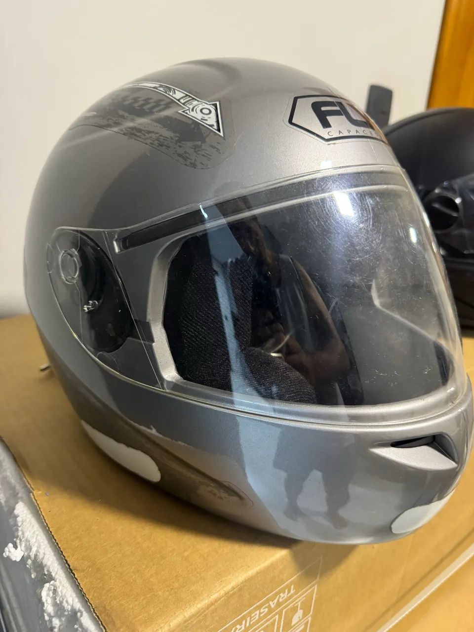 Capacete Fly - excelente estado de conservação  - Foto 3