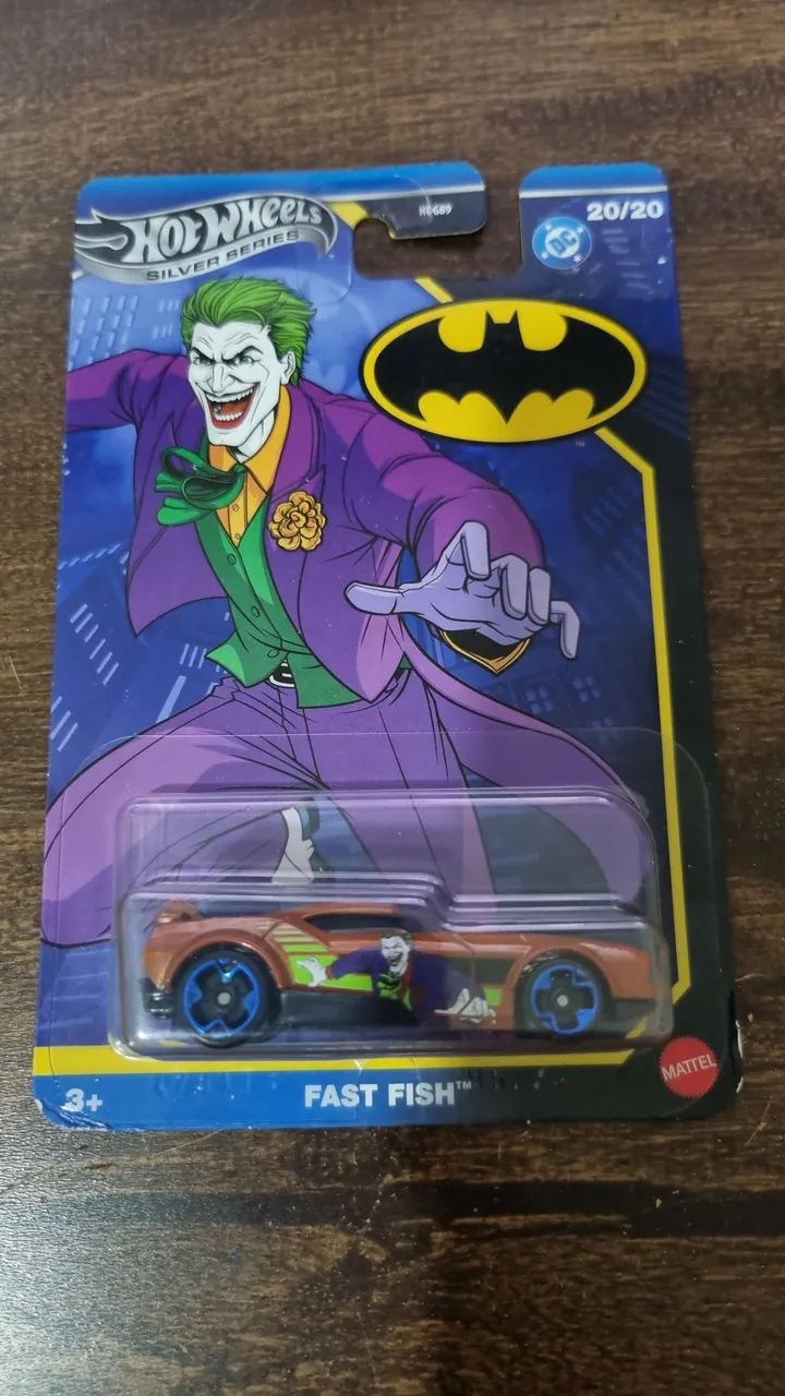 HOTWHEELS BATMAN FAST FISH (CORINGA)