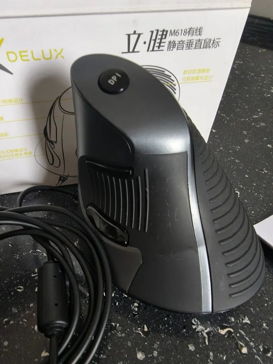 Mouse torre Delux Ergonômico Vertical - Foto 4
