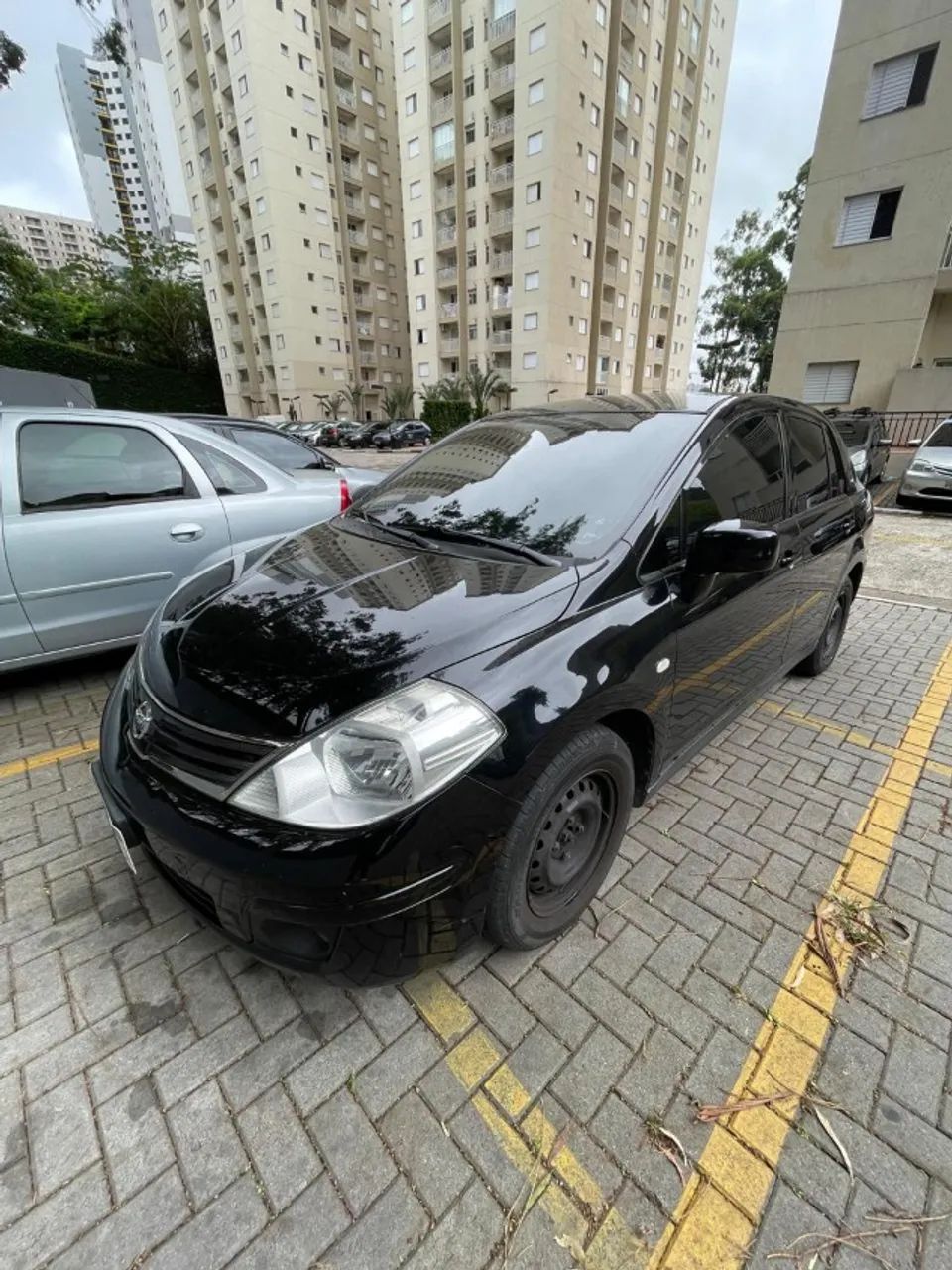 Nissan Tiida TIIDA Sedan 1.8 16V Flex Fuel 4p 2012