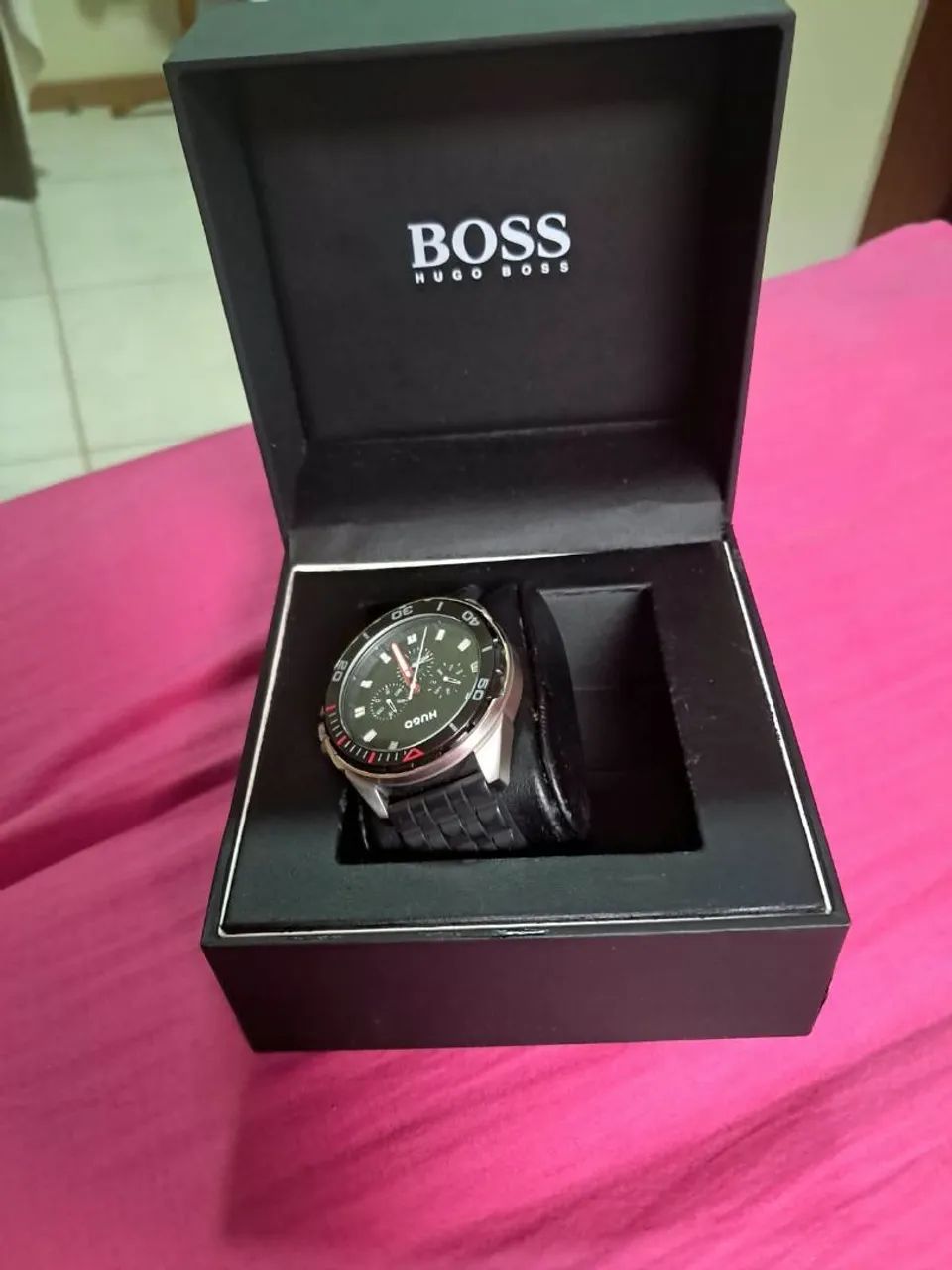 Relógio Hugo Boss na caixa - Foto 2