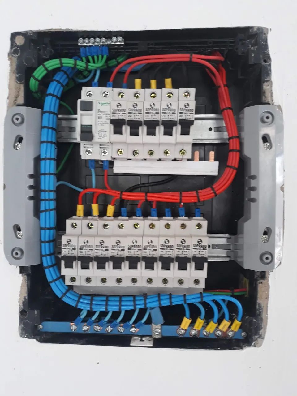 Eletricista / Serviço de Instalações Elétrica  - Foto 4