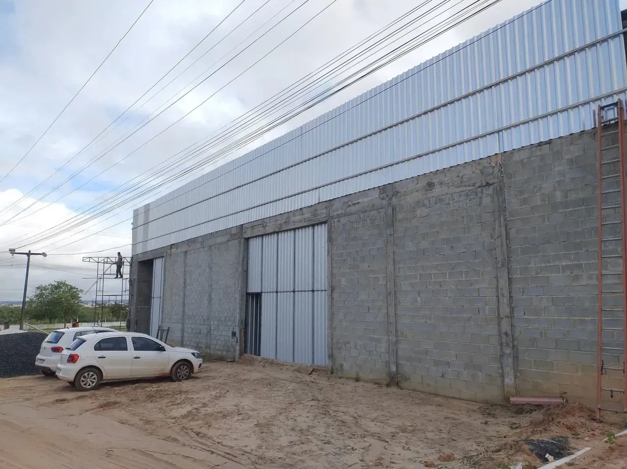 ALUGO GALPÃO BR 101 ALAGOINHAS