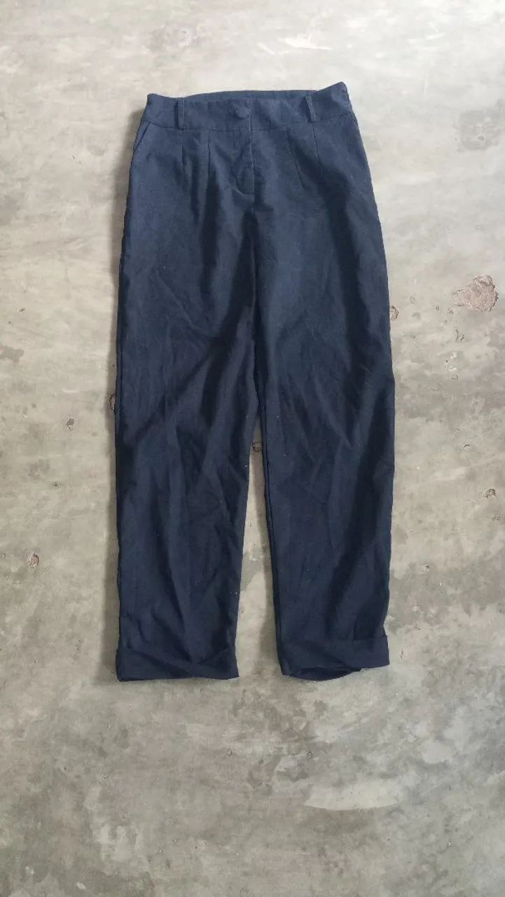 Lote de calça em tecidos Tam M/G - Foto 5