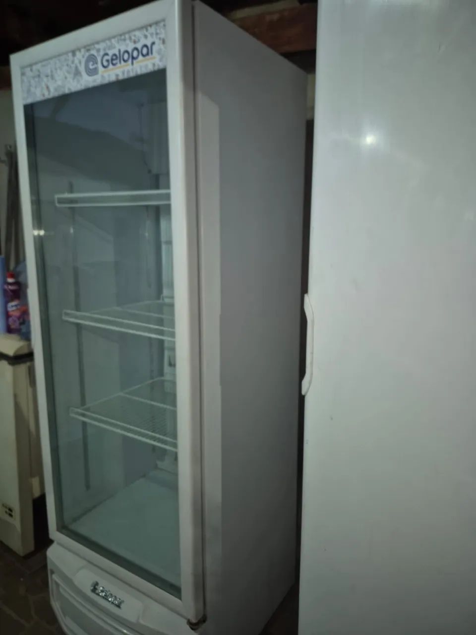 Geladeira expositora 414L