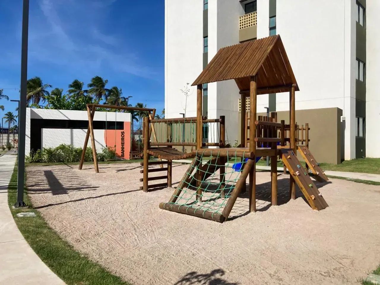 Oportunidade Flat mobiliado no melhor bloco do Mana Beach - Foto 4
