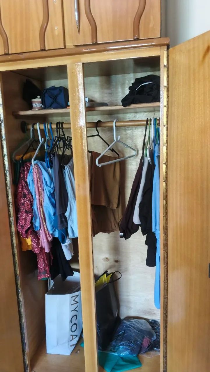 Guarda-roupa de madeira  - Foto 3