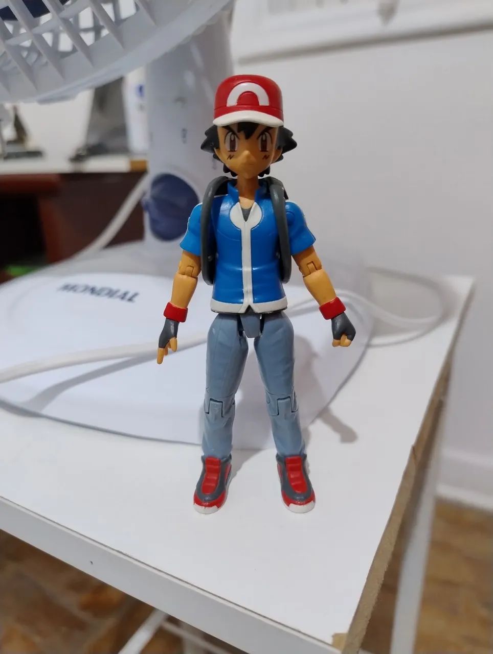 TROCO e PROCURO Ash Pokémon Branco e Preto por Ash XY Original - Foto 3