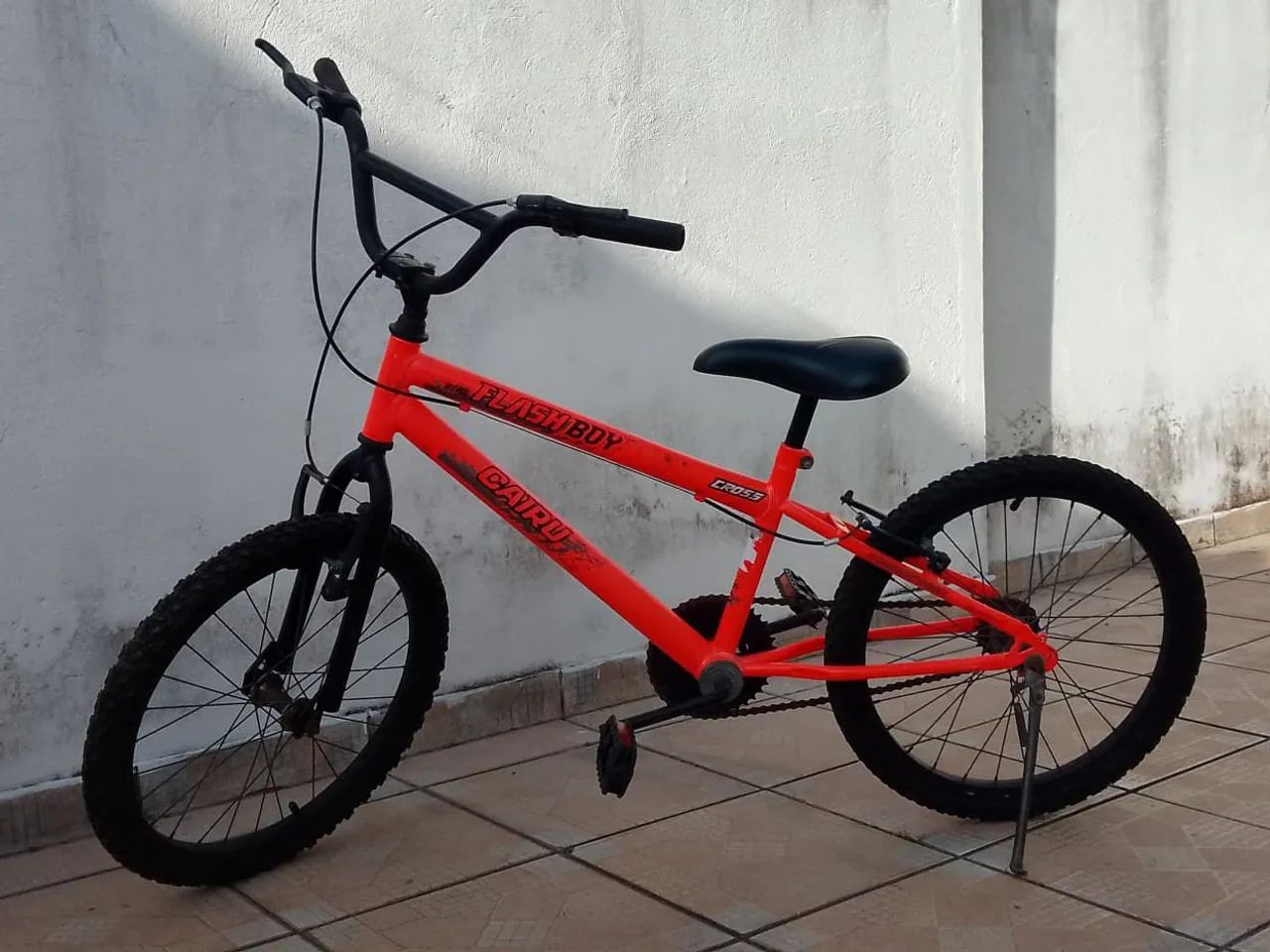 Bicicleta aro 20 Cairu  - Foto 2