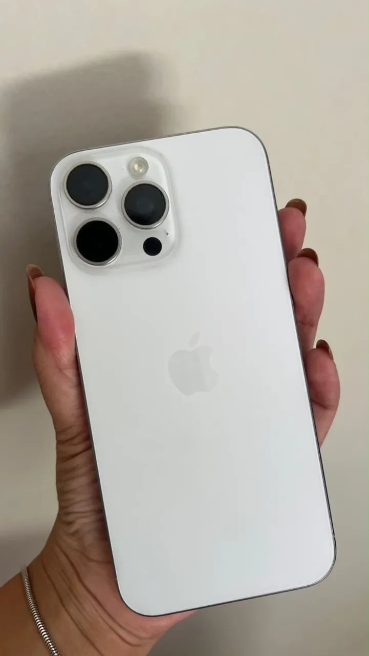 IPHONE 16 pro max 