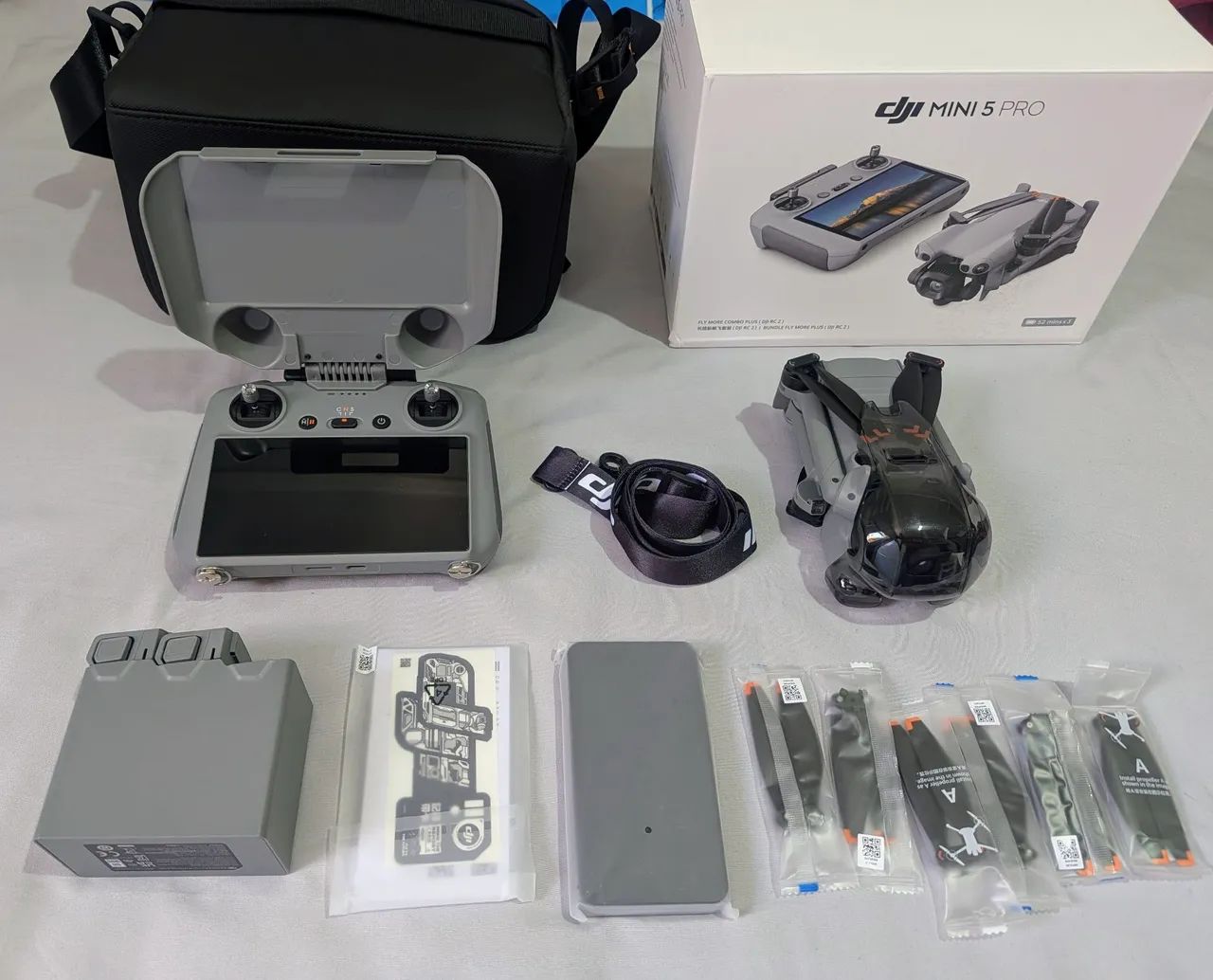 Drone DJI Mini 5 Pro Fly More Combo PLUS + Acessórios