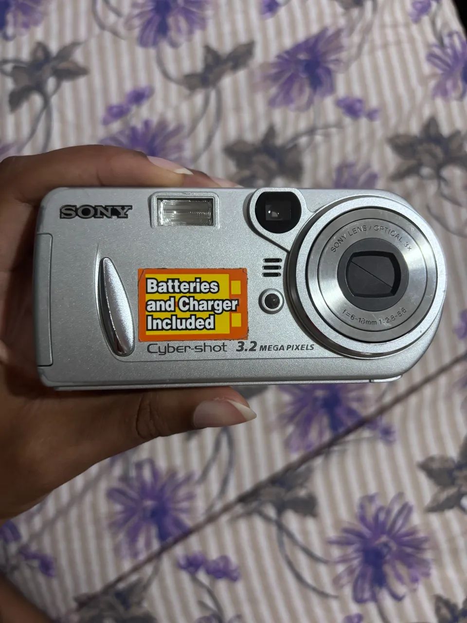 Câmera DSC - P72 Cyber-shot