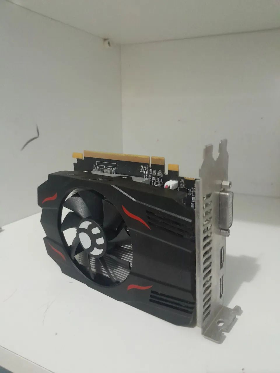 Placa de video rx 550 4gb 128 bits