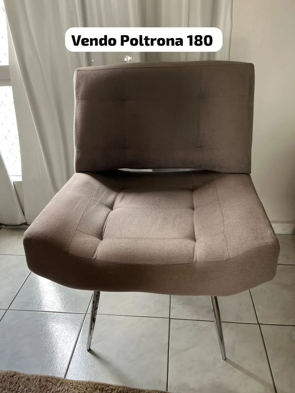 Vendo poltrona em bom estado 65138001788930122