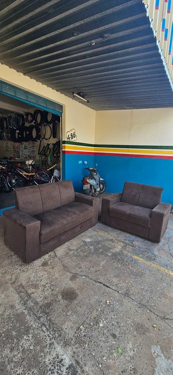 jogo sofa 2 e 3 lugares usado marcas de uso ENTREGA GRÁTIS 