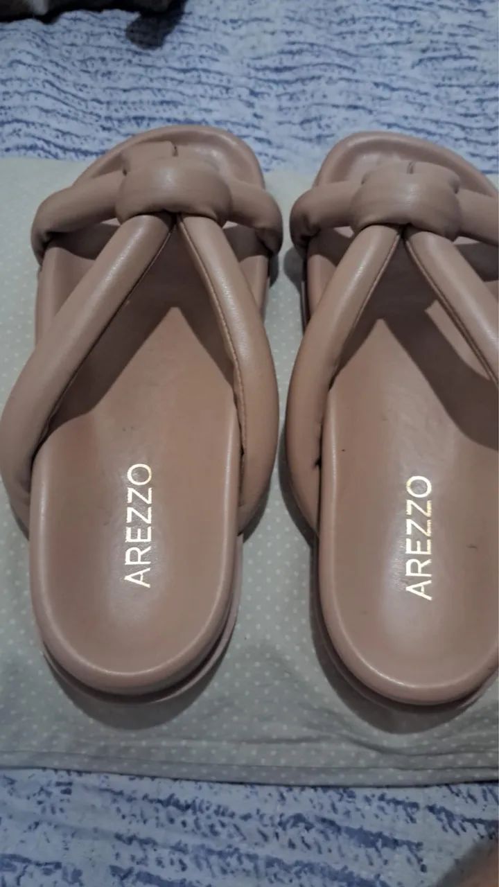 Chinelo Arezzo Rasteira Tiras 
