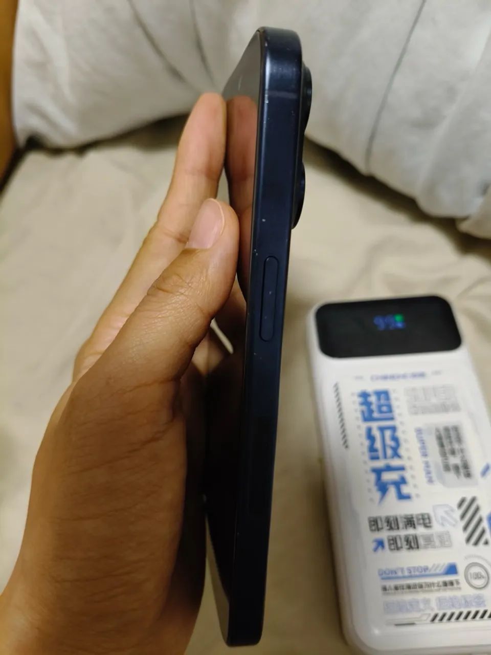 iPhone 15 Pro 128GB - Titânio Azul - Foto 4