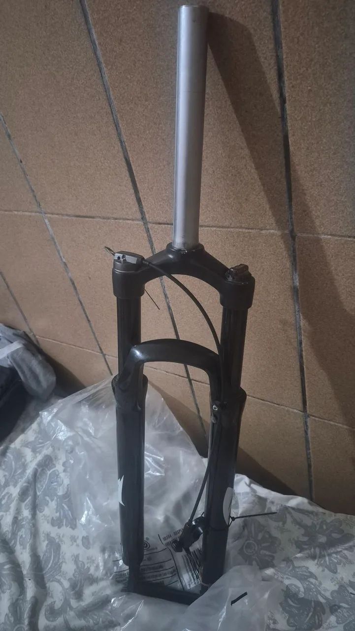 Suspensão Audax com trava no guidao Aro 29 - Foto 4