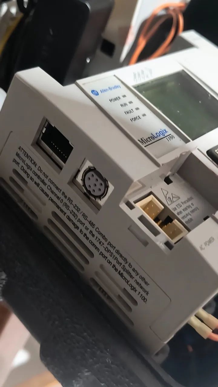 CLP Micrologix 1100 - Foto 3