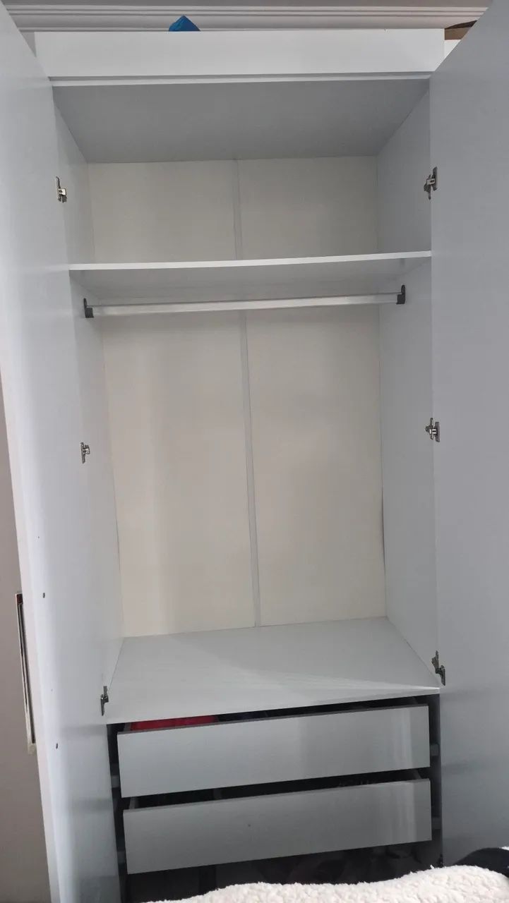 Guarda-roupa branco 2 portas 