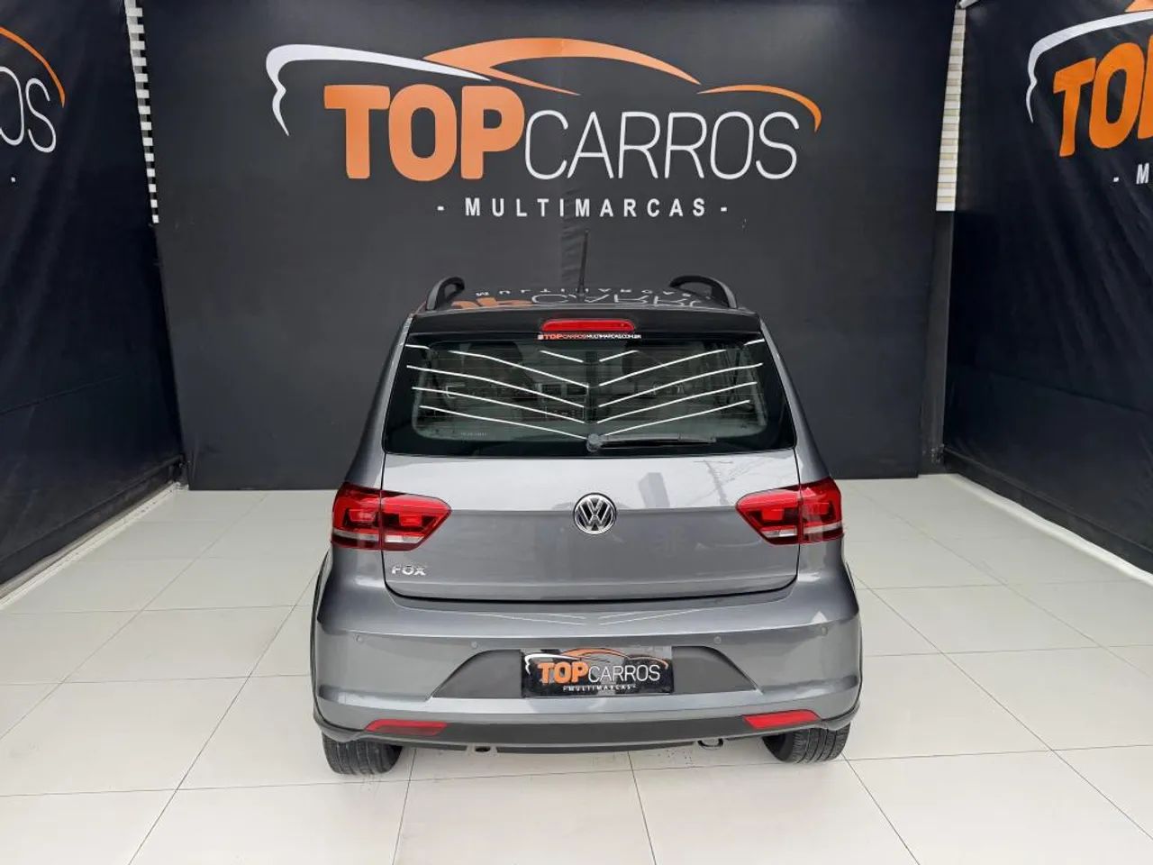 Volkswagen Fox Track 1.0 Flex 12V 5P 2017 - Foto 2