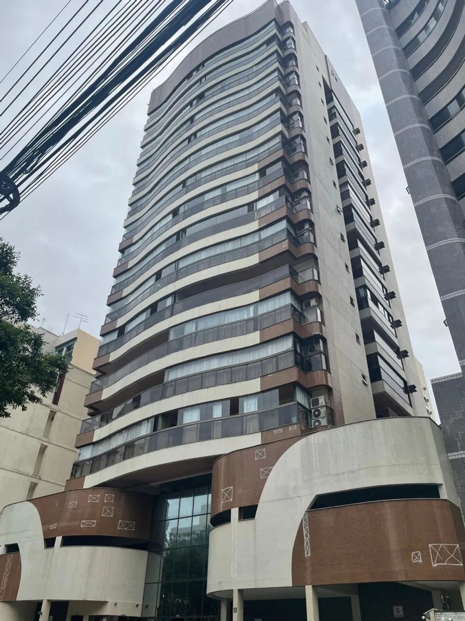 Alugo lindo apartamento 