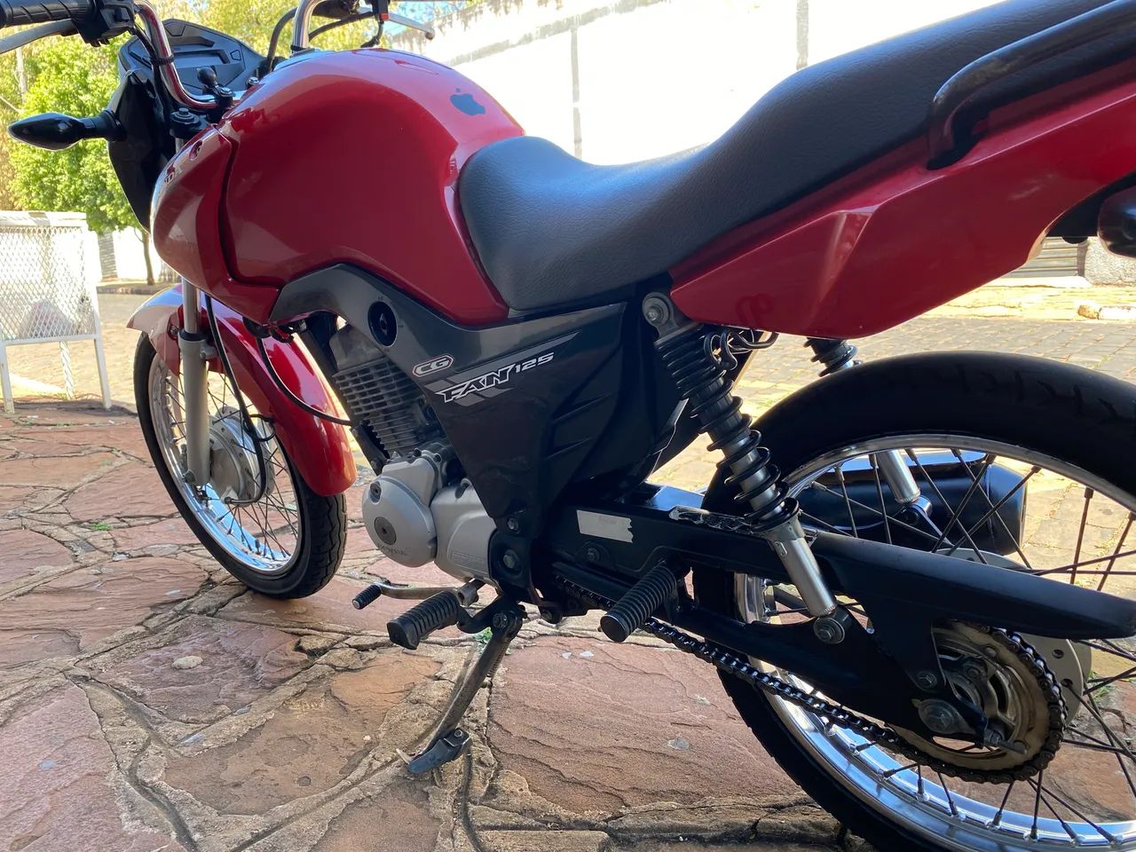 Cg Fan 125 ES 2014 - Foto 3