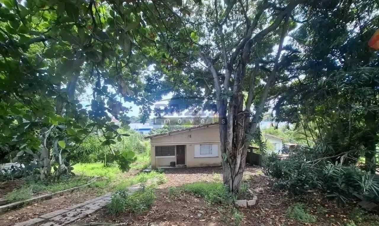 Terreno Comercial com 1.407 m² e frente para duas ruas. - Foto 5