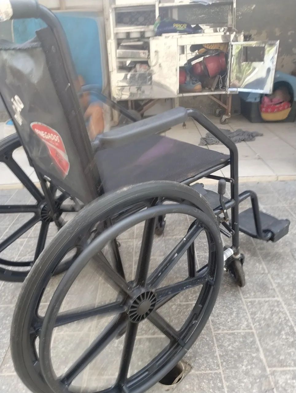 Cadeira de rodas . - Foto 2